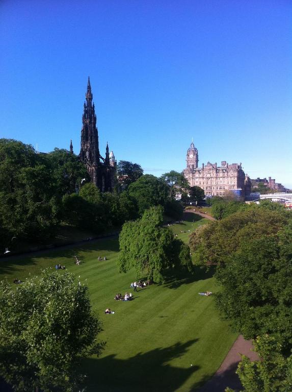 Drumorne Edinburgh Room photo